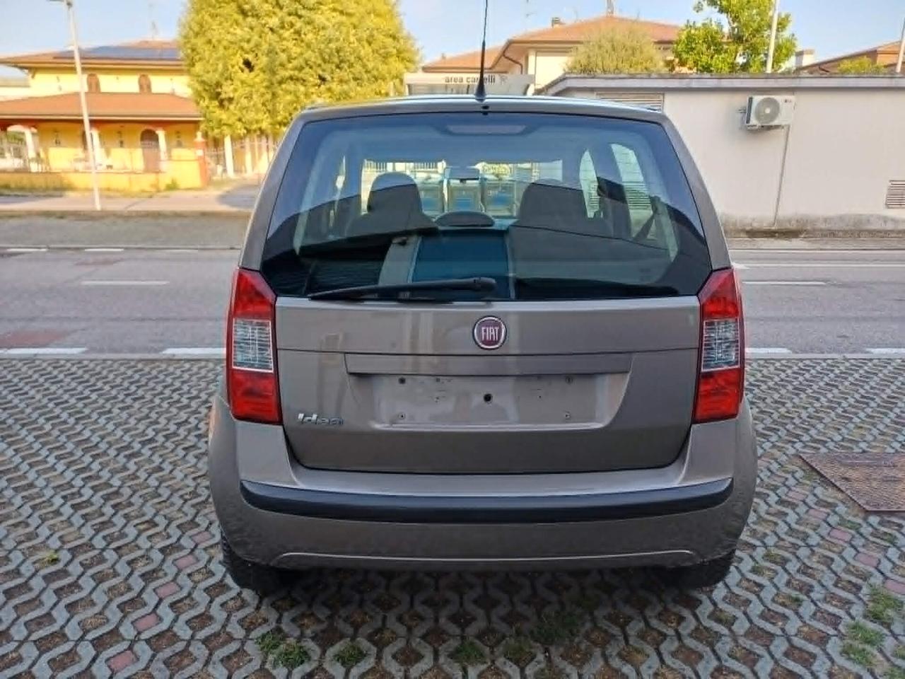 Fiat Idea 1.2 16v 80 cv BlackLabel