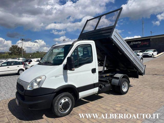 IVECO Daily 35C11 2.3 HPT PLM-RG Cabinato RIBALTABILE TRILAT