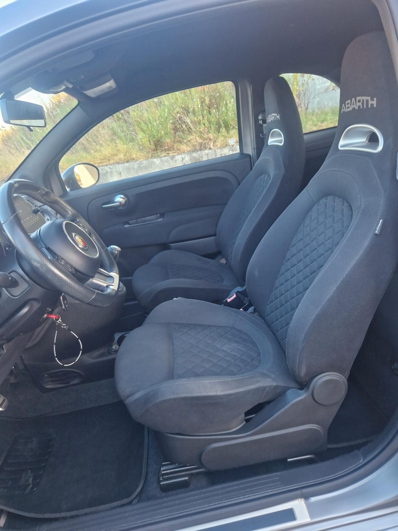 Abarth 595 1.4 Turbo T-Jet 165 CV Pista