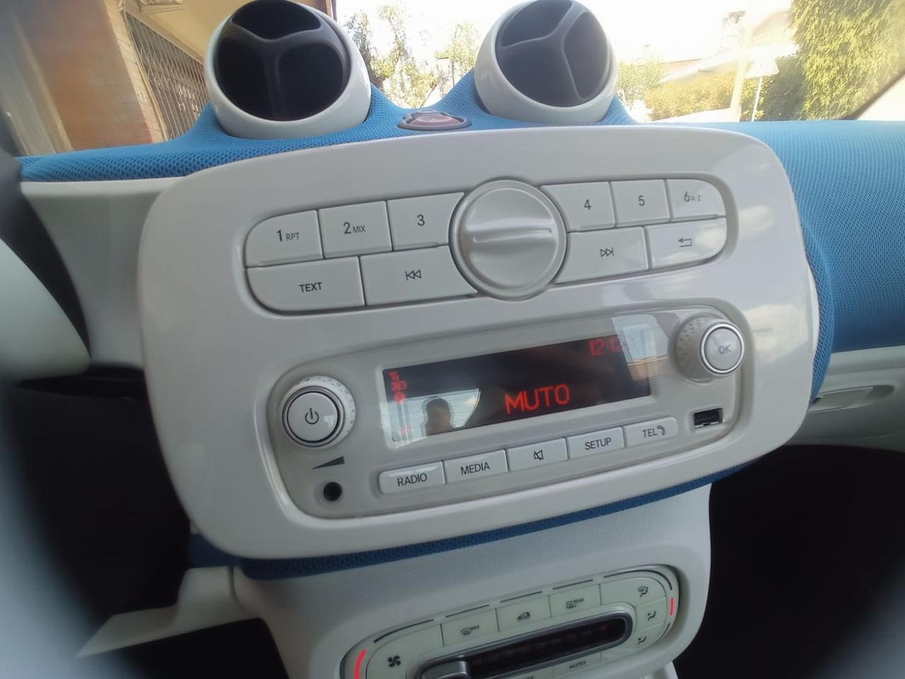 Smart ForTwo Proxy 1.0