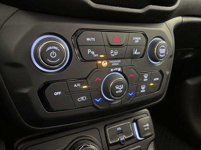 Jeep Renegade 4xe 1.3 T4 PHEV 240cv Upland Cross 4xe Auto