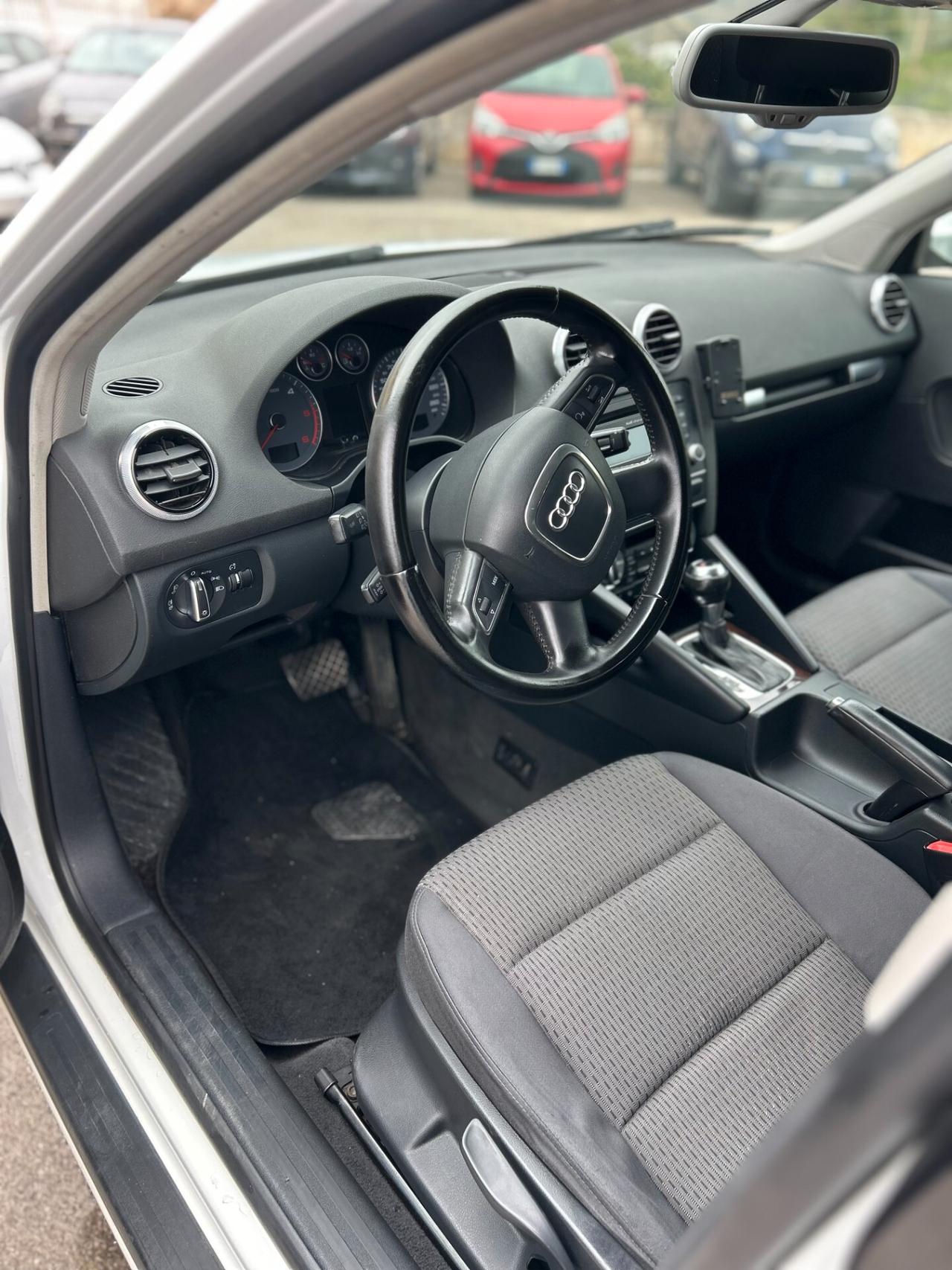 Audi A3 SPB 2.0 TDI 140cv S tronic Attraction