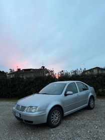 Volkswagen Bora 1.6 16V cat Trendline