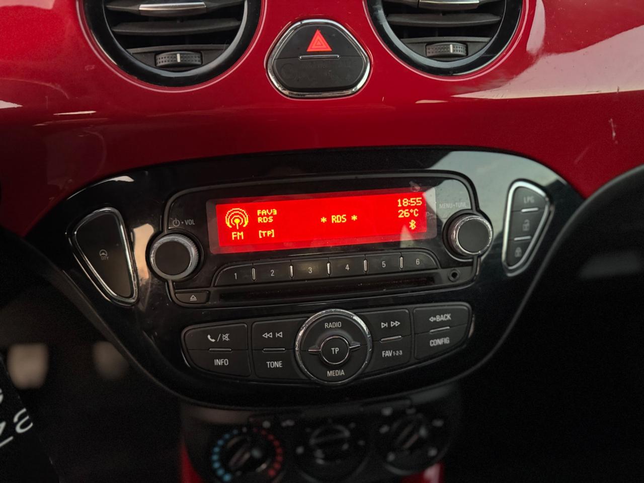 Opel Adam 1.4 GPL Tech Glam b-color