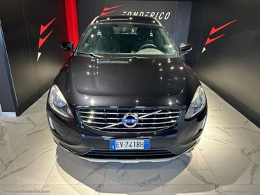 VOLVO XC60 D4 R-design Momentum