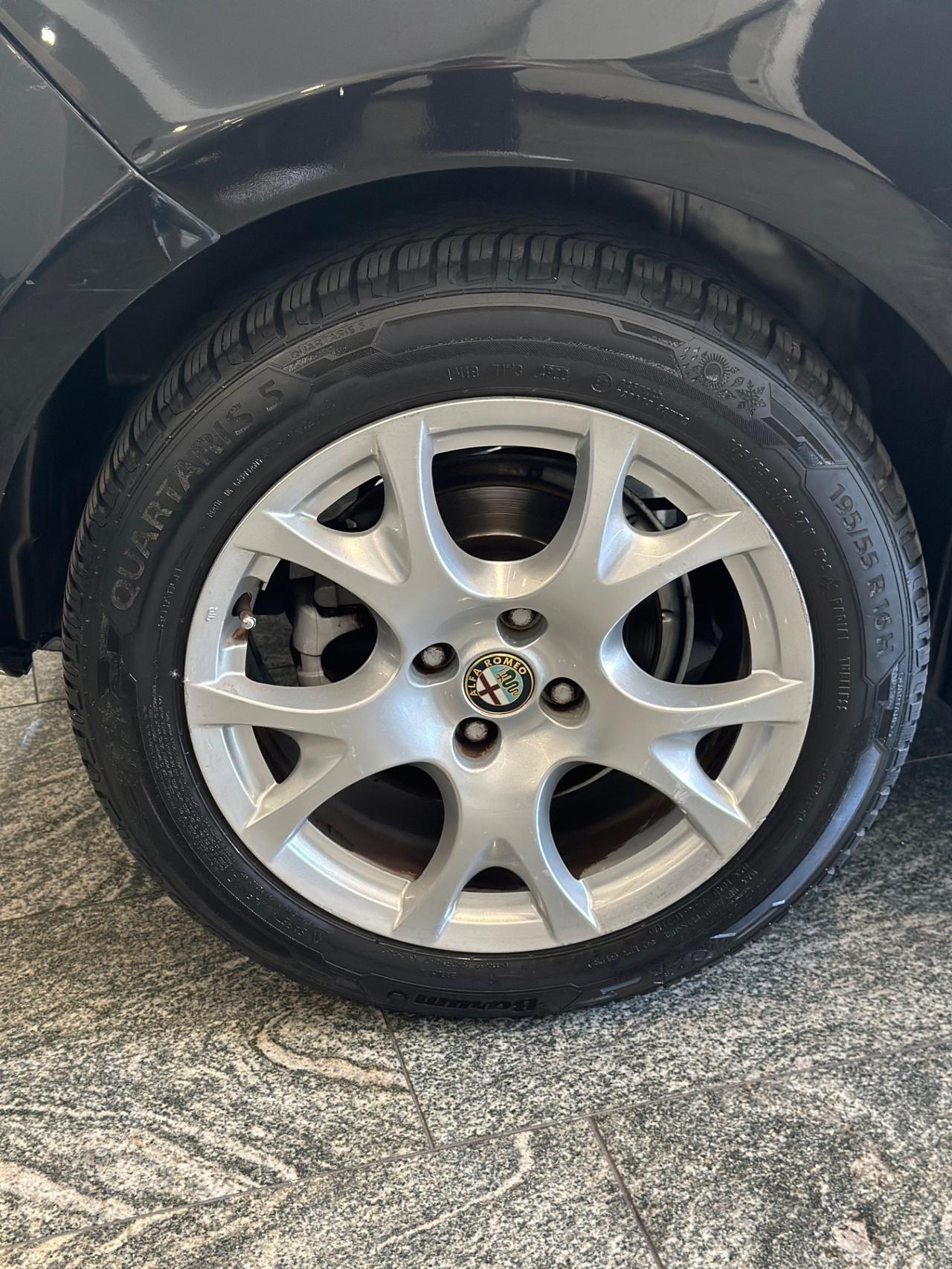 Alfa Romeo MiTo 1.4 T 120 CV GPL Distinctive