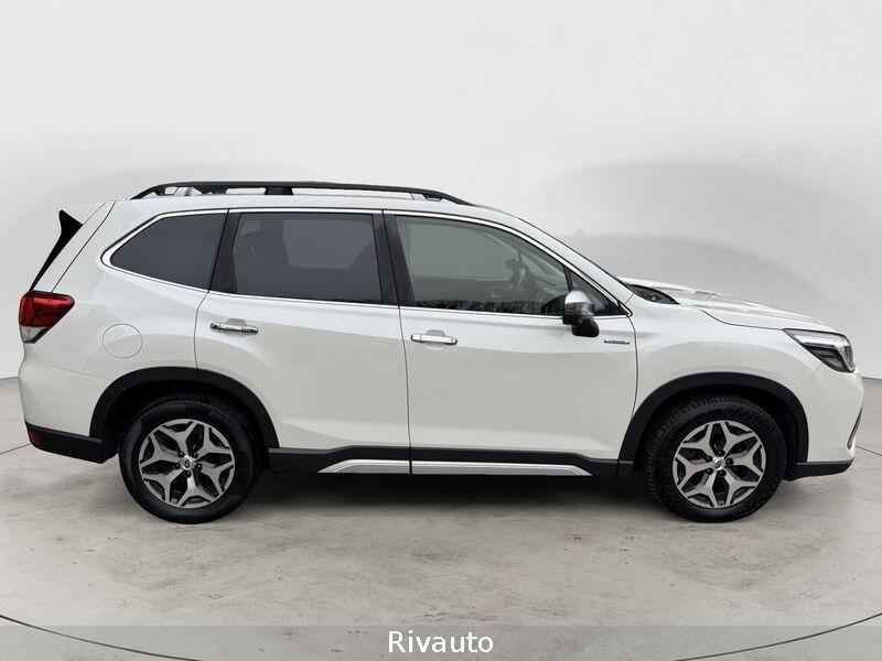 Subaru Forester Forester 2.0 e-Boxer MHEV CVT Lineartronic Style