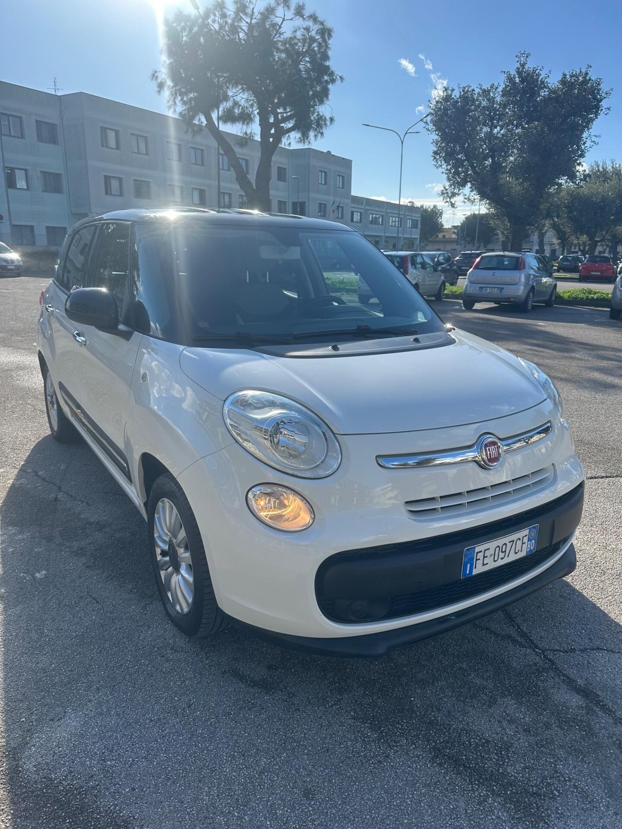 Fiat 500L 1.3 Multijet 95 CV living ( 5/7 POSTI )