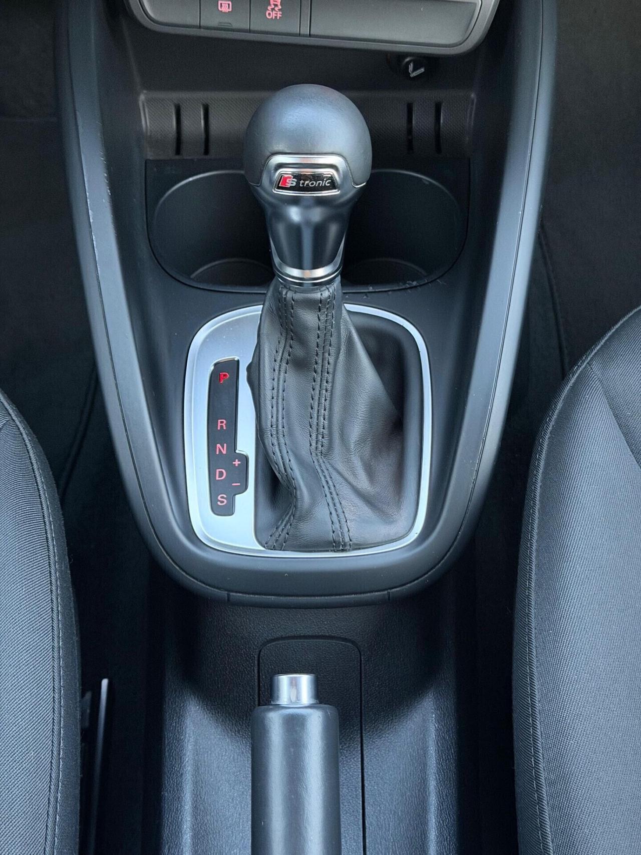 Audi A1 1.6 TDI 90CV S-LINE CAMBIO AUTOMATICO