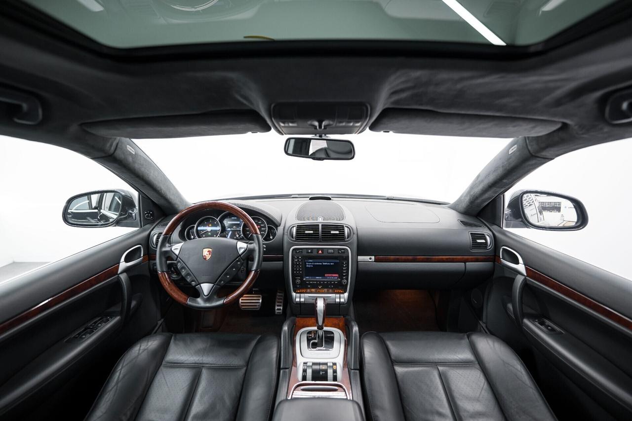 Porsche Cayenne 4.5 cat Turbo ASI