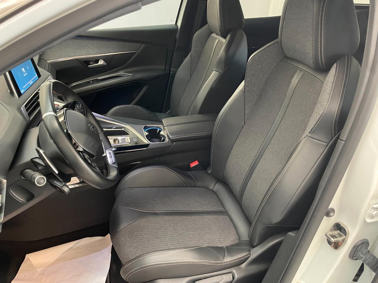 Peugeot 3008 1.5 BlueHDi 130 S&S EAT8 GT Line