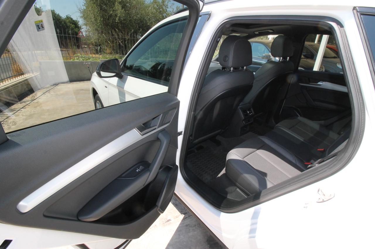 Audi Q5 40 TDI 204 CV S line plus | 2021