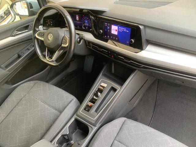 VOLKSWAGEN Golf 1.0 eTSI EVO DSG Life