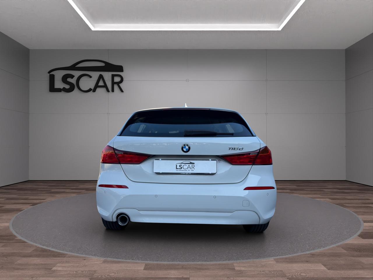 BMW Serie 1 116d - Automatica - Neopatentati - Condizioni pari nuovo - Promo finanziamento