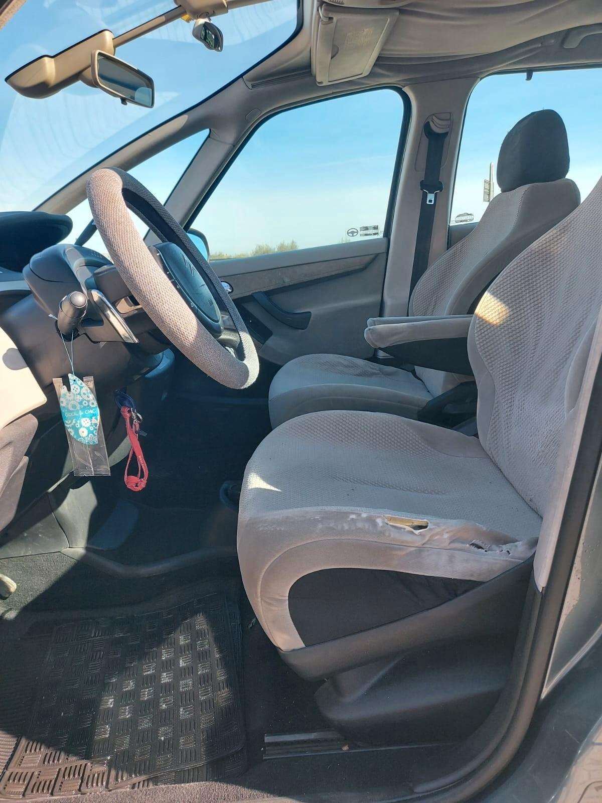 Citroen C4 Grand Picasso 1.6 HDi 110 Elegance 7 POSTI