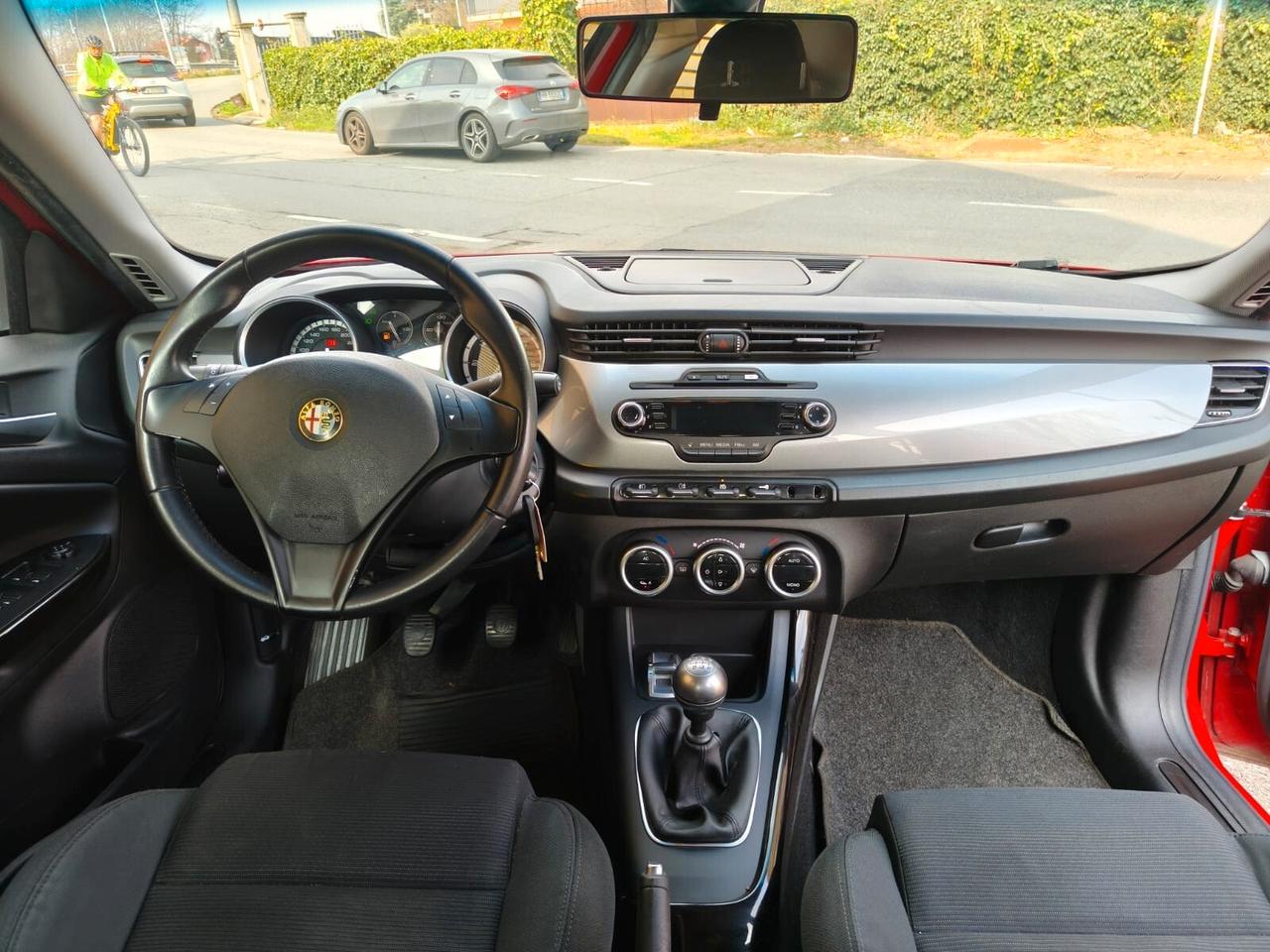 Alfa Romeo Giulietta 1.6 JTDm-2 105 CV Distinctive