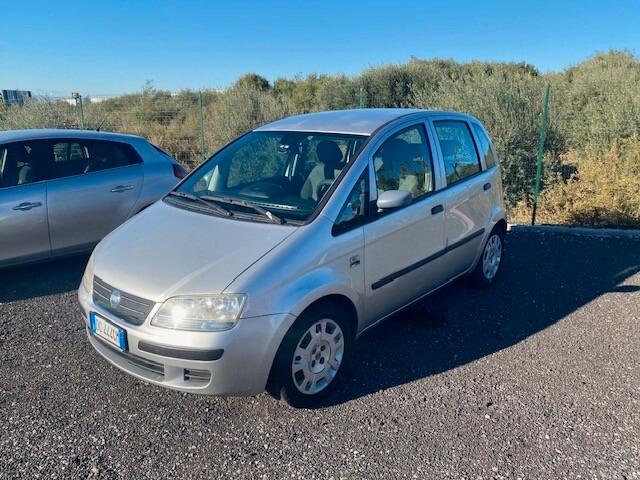 Fiat Idea 1.2 16V BlackLabel