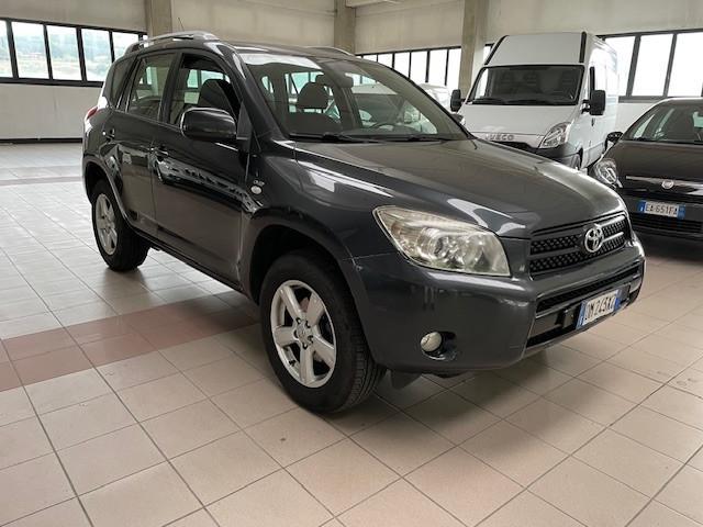 Toyota RAV 4 RAV4 2.2 D-4D 136 CV Sol