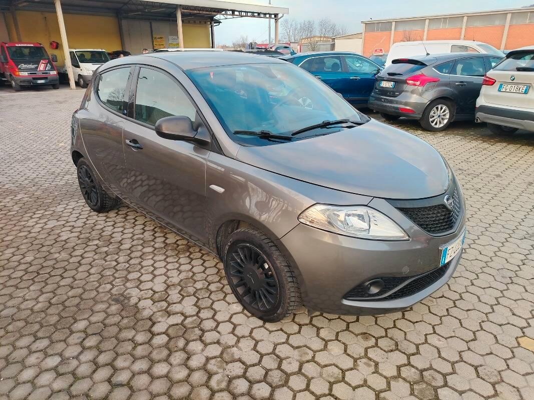 Lancia Ypsilon 1.2 Monogram Gpl 69cv