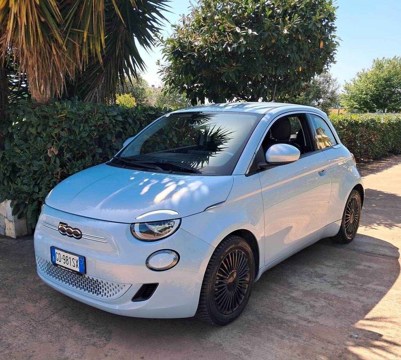 Fiat 500 500e 42 kWh Icon NAVI FULL IVA ESPOSTA