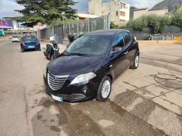 Lancia Ypsilon 2015