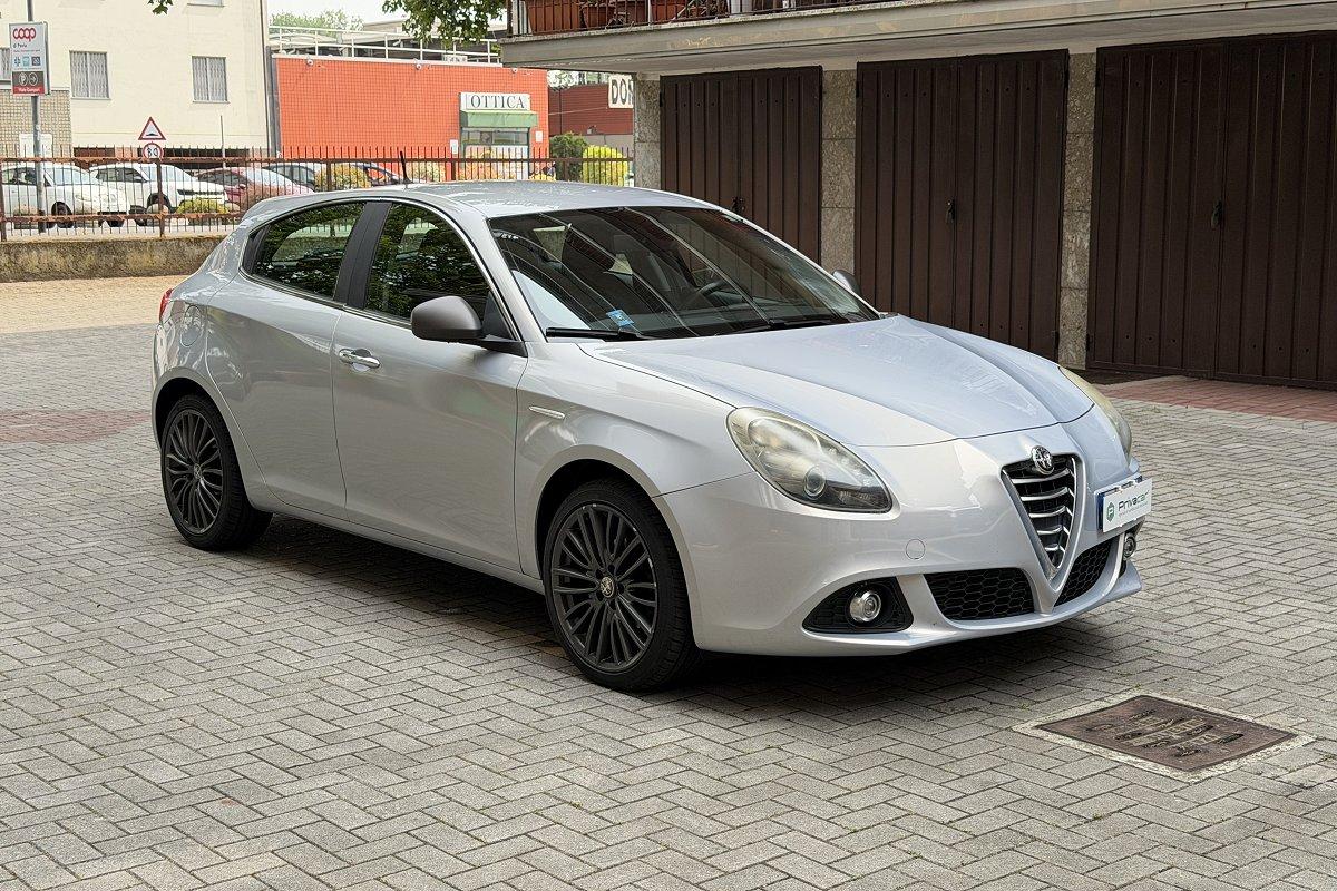 ALFA ROMEO Giulietta 1.6 JTDm-2 105 CV Distinctive