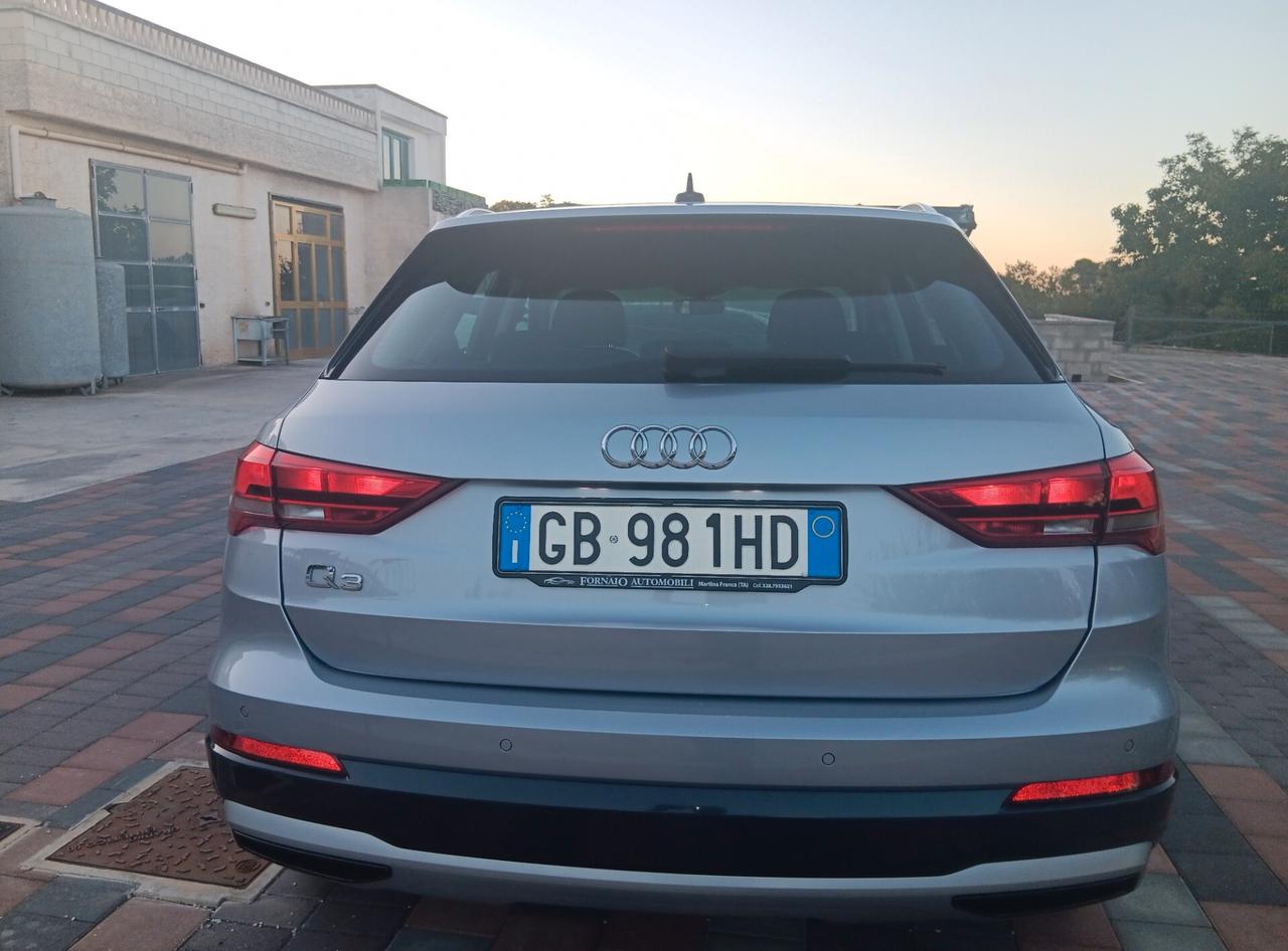 Audi Q3 35 TDI S tronic Business Advanced