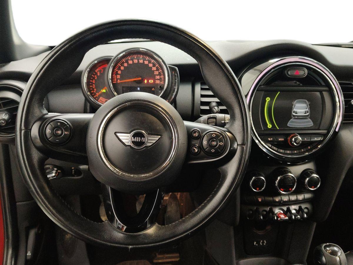MINI Mini IV F55-F56 2014 - Mini 1.2 One 75cv 3p