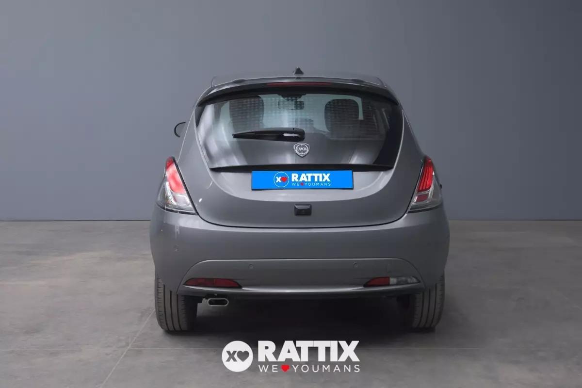 Lancia Ypsilon 1.0 Firefly Hybrid 70CV Platino