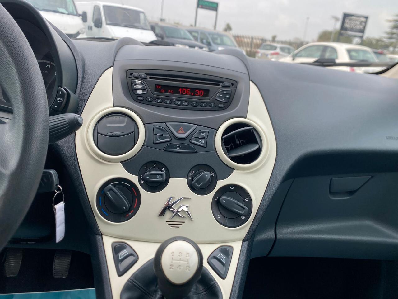 Ford Ka Ka+ 1.2 8V 69CV Titanium