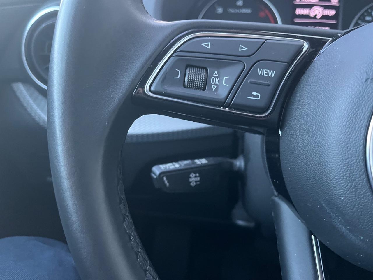 Audi Q2 30 TDI S tronic Business