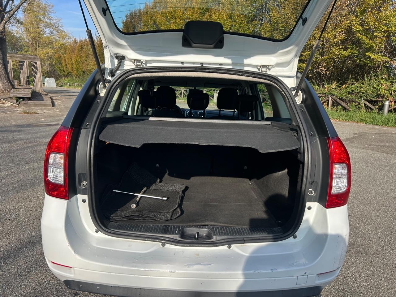 Dacia Logan MCV 1.5 dCi 8V 90CV Lauréate