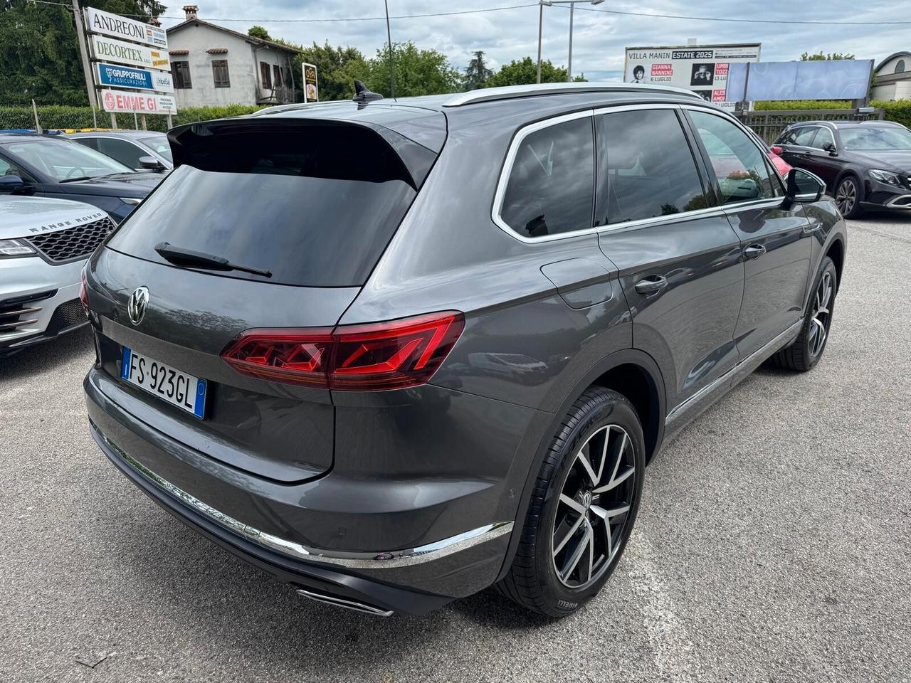 Volkswagen Touareg 3.0 V6 TDI 286 CV SCR Advanced NIGHTVISION