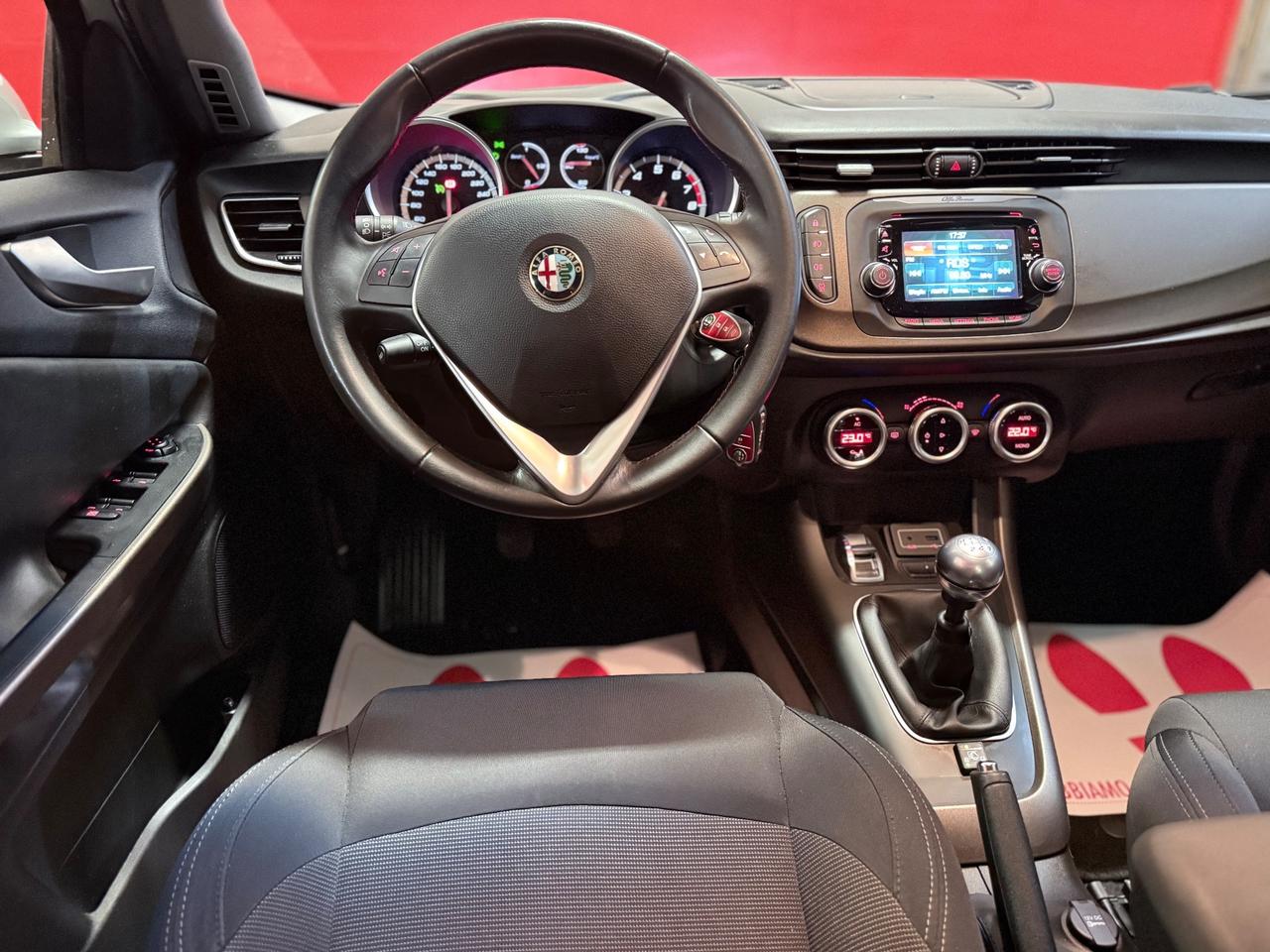 Alfa Romeo Giulietta 1.4 Turbo MultiAir TCT Distinctive