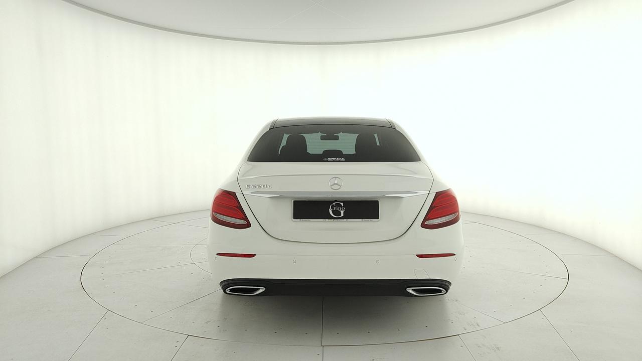 Mercedes-Benz E 220 d Business Sport auto