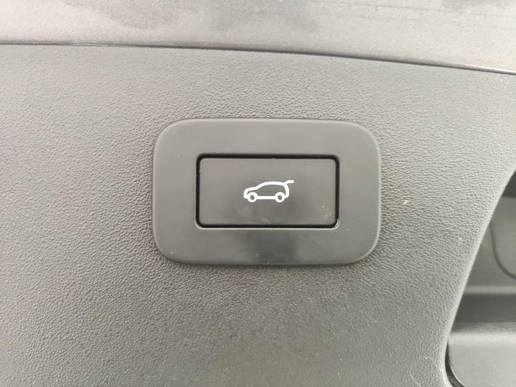 JAGUAR E-PACE 2.0D AJ21-D4M AWD 5DR SWB R-Dynamic S 204PS Auto