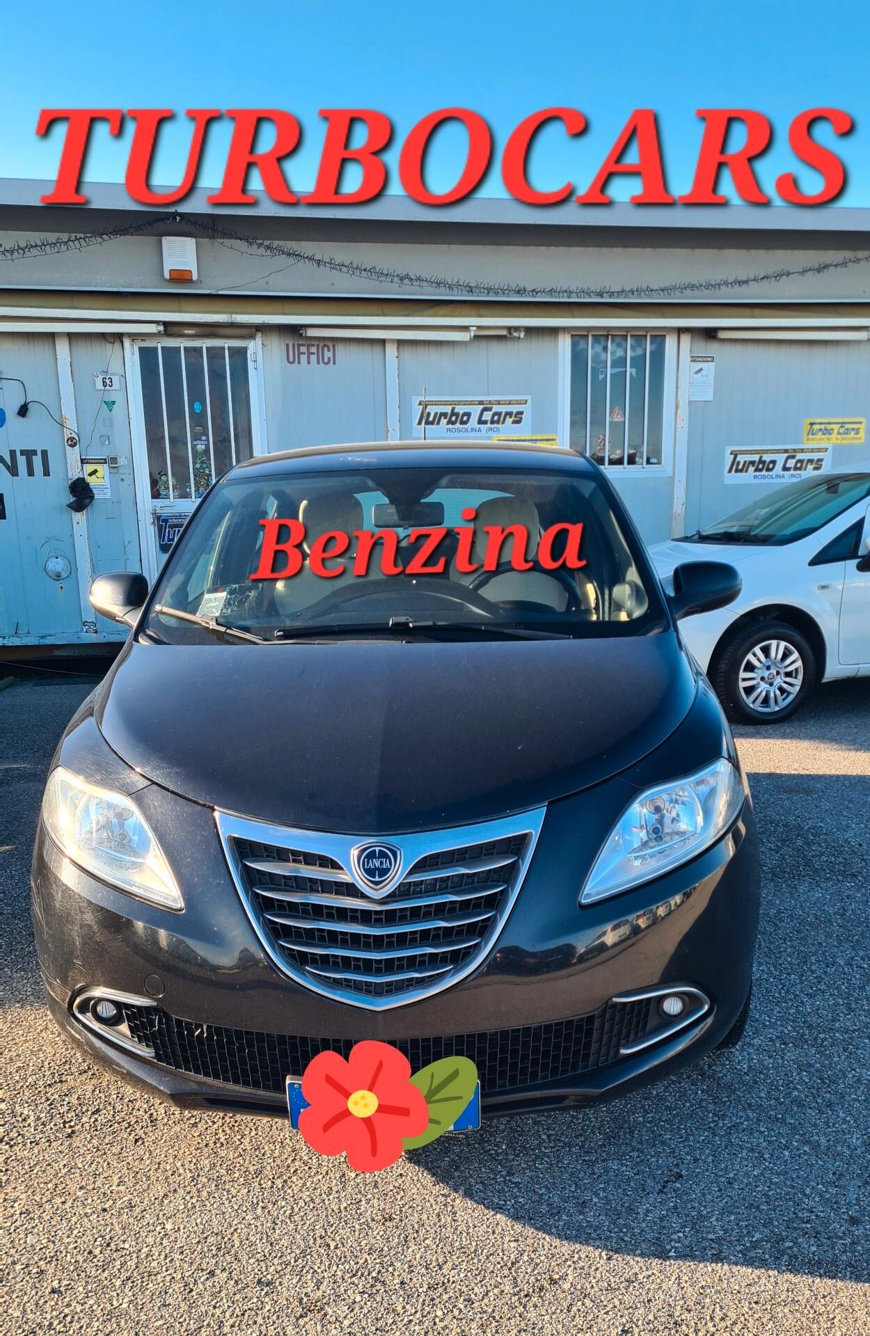 Lancia Ypsilon 1.2 69 CV Unyca