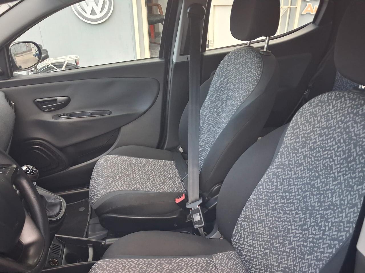Lancia Ypsilon 1.2 69 CV 5 porte Elefantino Blu SOLI KM 58540 GARANZIA 12 MESI