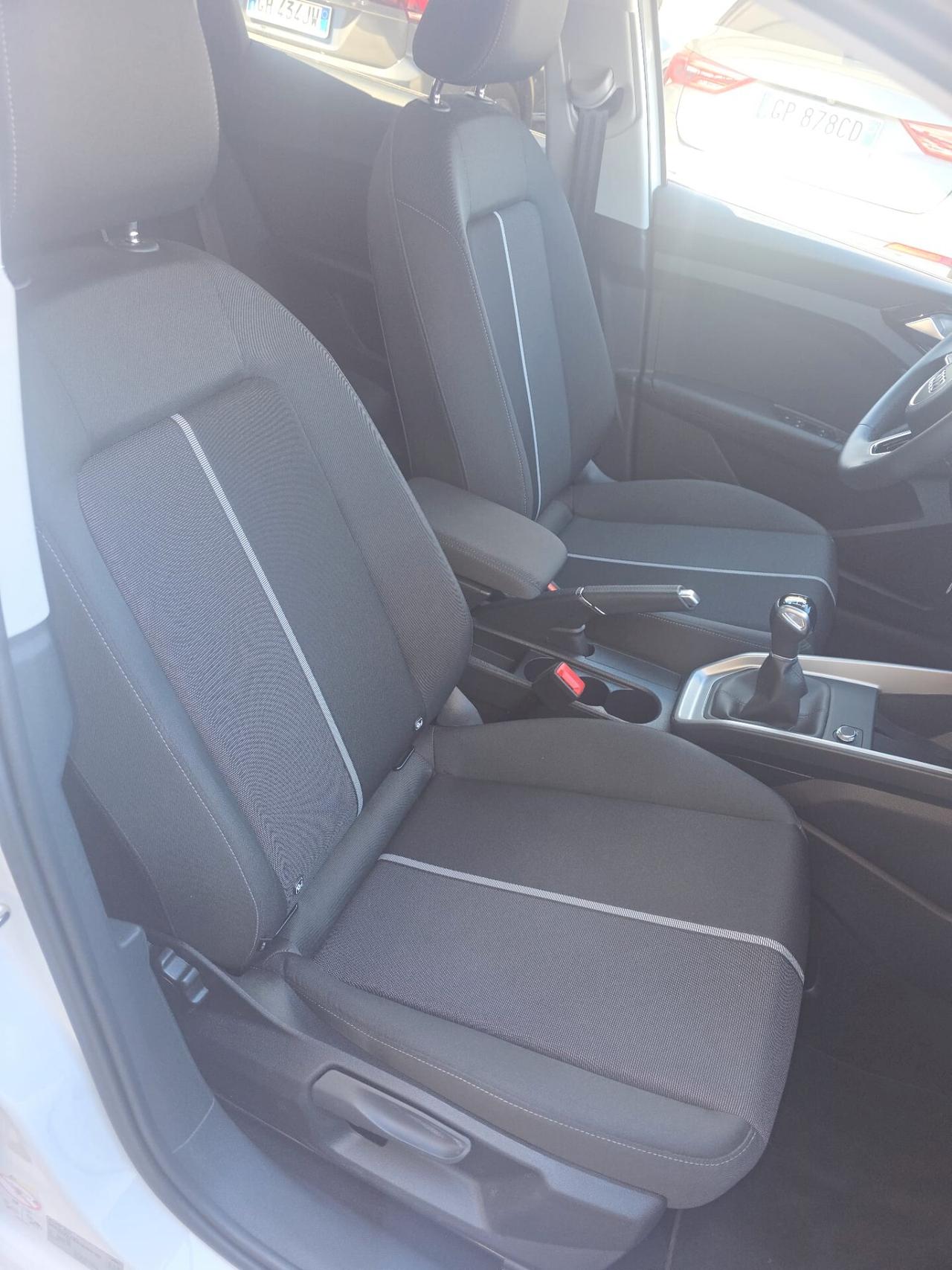 Audi A1 allstreet 30 TFSI Business