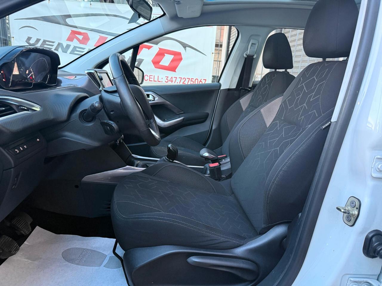 Peugeot 2008 1.6 e-HDi 92 CV Allure