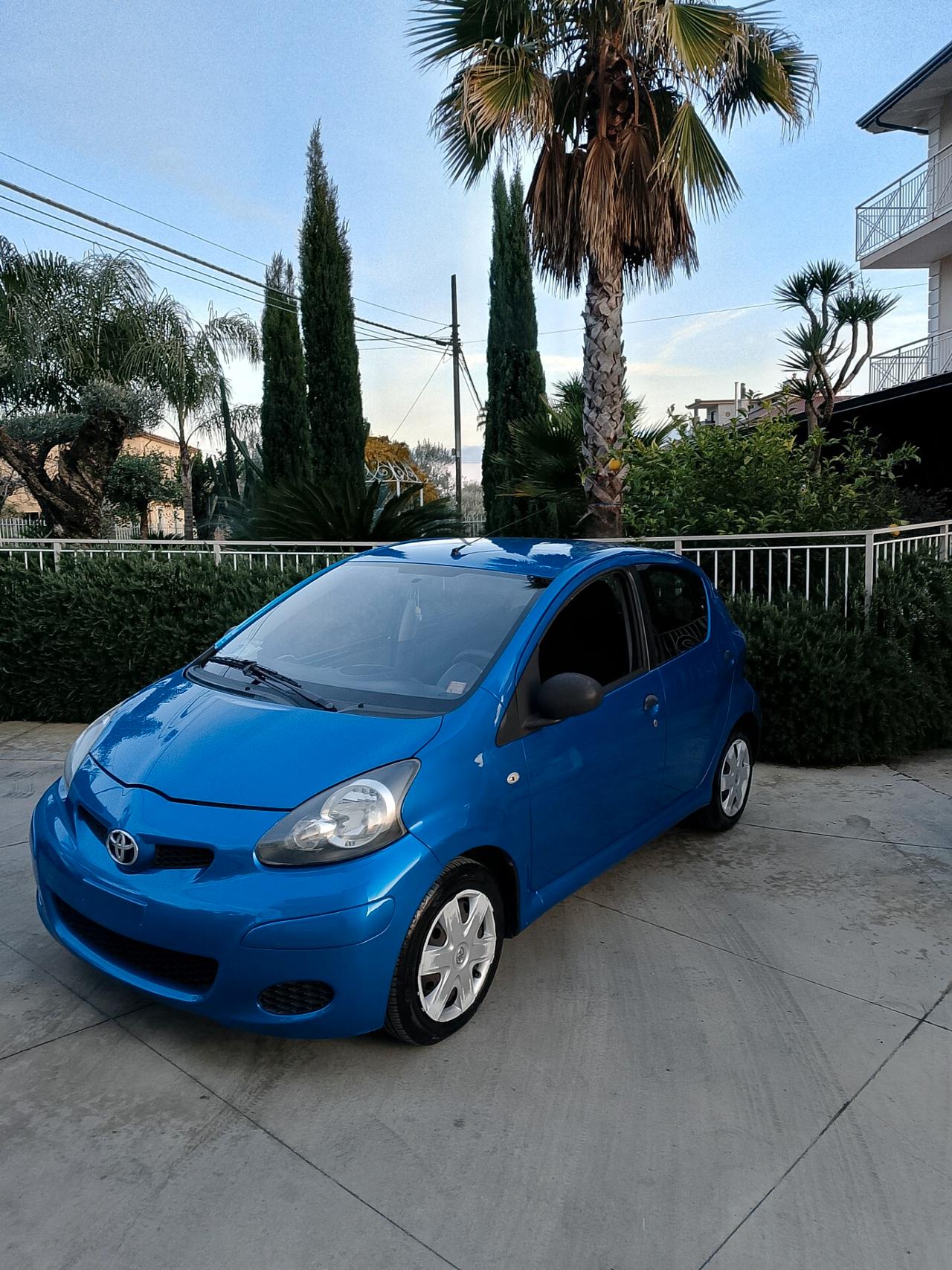 Toyota Aygo 1.0 12V VVT-i 5 porte