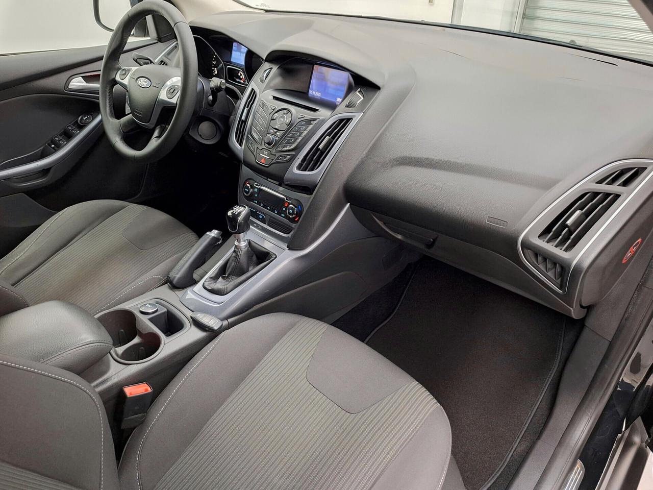 Ford Focus Titanium 1.6 TDCi 115cv