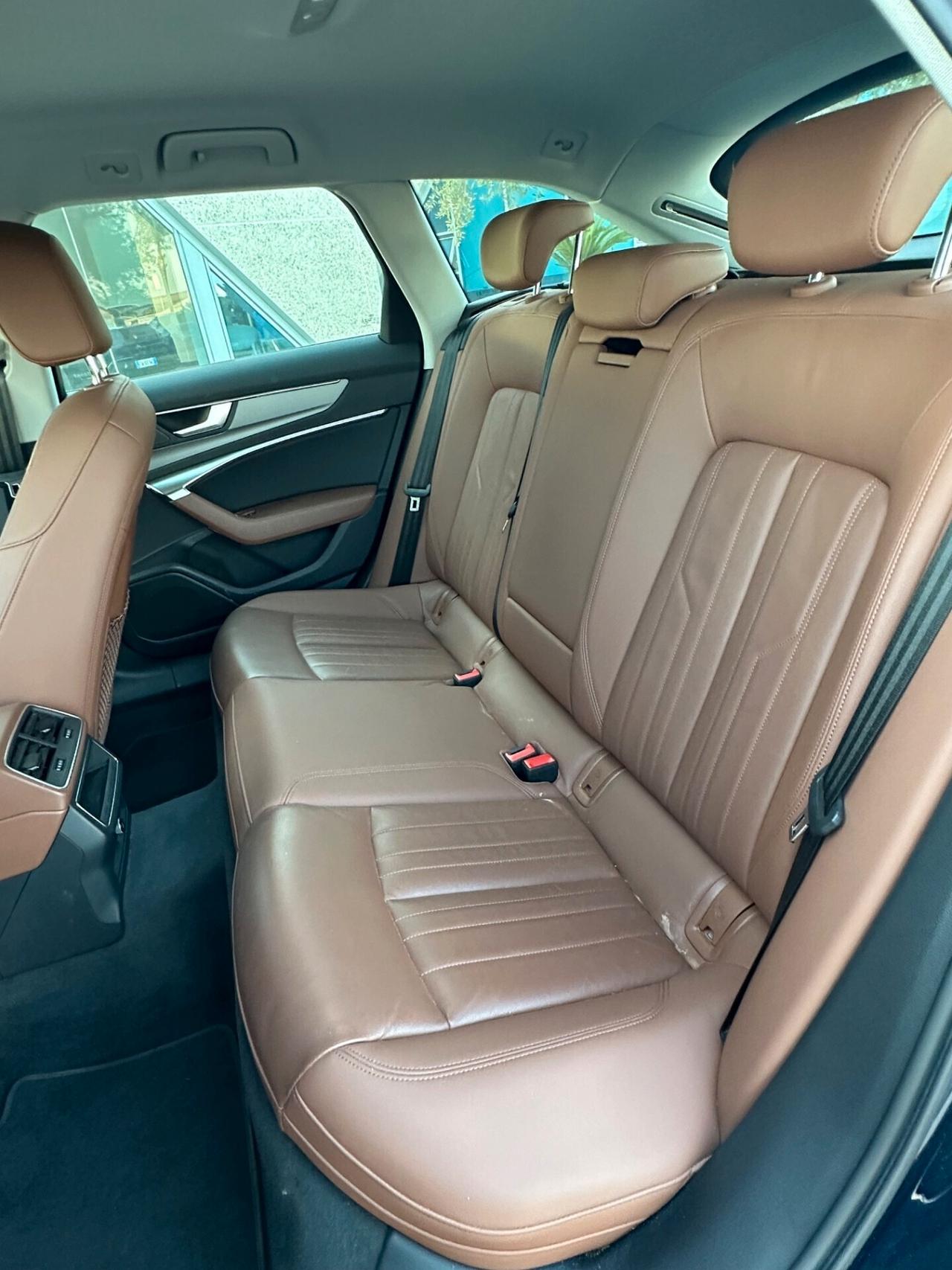 Audi A6 Avant 35 2.0 tdi mhev Super offerta T-Stock