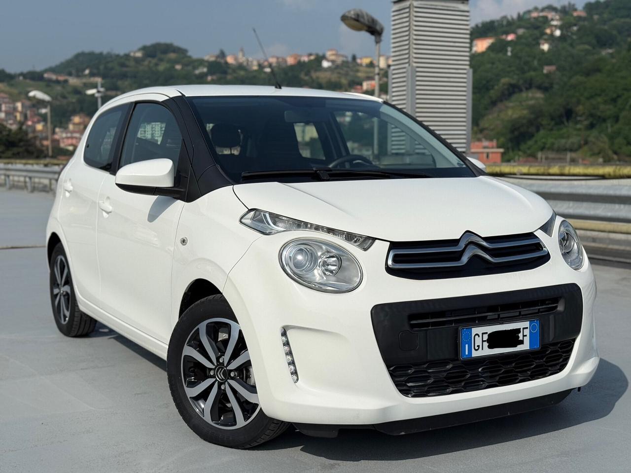 Citroen C1 VTi 72 Cv pronta consegna soli 400 km