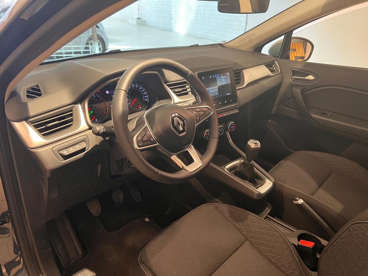 Renault Captur TCe 90 CV Equilibre solo 3800 km