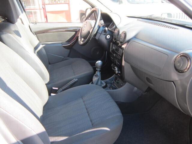 Dacia Duster 1.5 dCi 110CV 4x2 Lauréate CON GANCIO TRAINO
