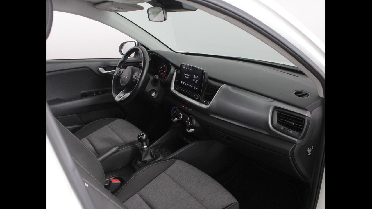 KIA Stonic - Stonic 1.2 dpi Urban 84cv