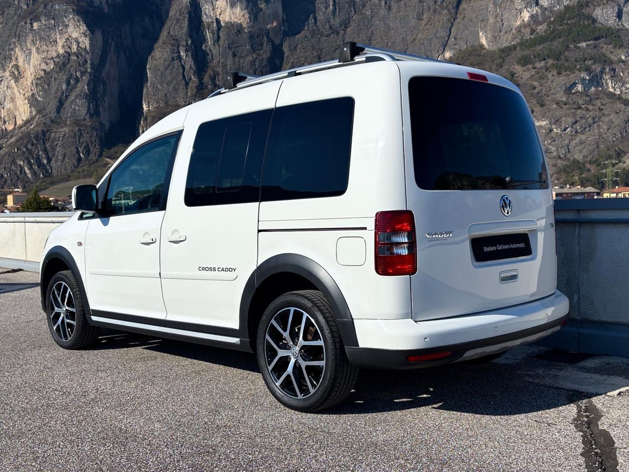 Volkswagen Caddy 1.6 TDI 102 CV 5p. Cross