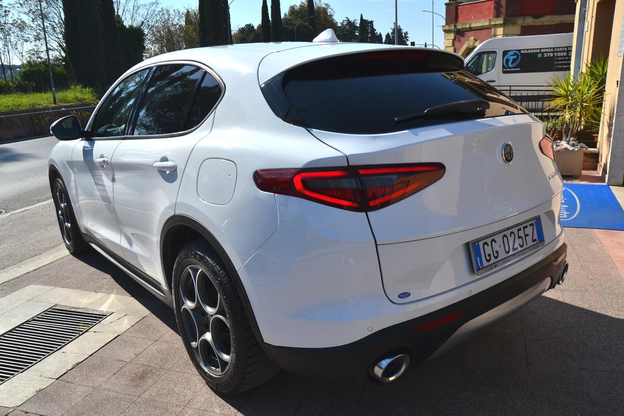 Alfa Romeo Stelvio 2.2 160CV AT8 **PREZZO VERO**LED-NAV-RCAM+PDC