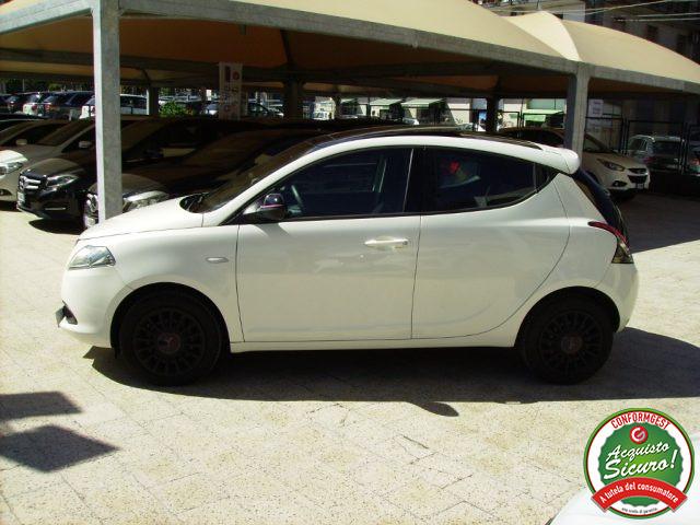 LANCIA Ypsilon 1.2 69 CV 5 porte S&S Gold